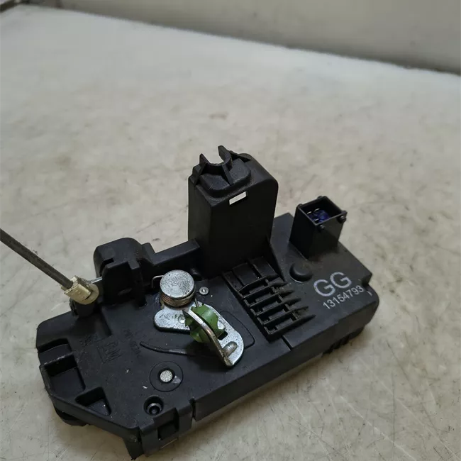 Serratura porta posteriore sinistra