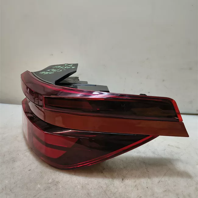 Fanale posteriore destro Led