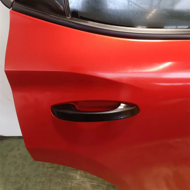 Porta posteriore destra