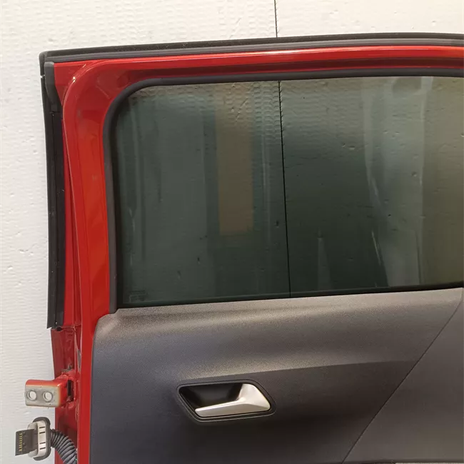 Porta posteriore destra