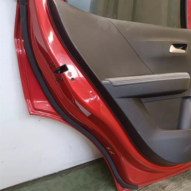 Porta posteriore sinistra