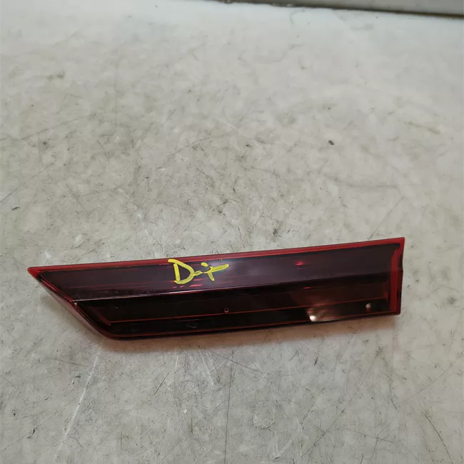 Catarifrangente posteriore destro