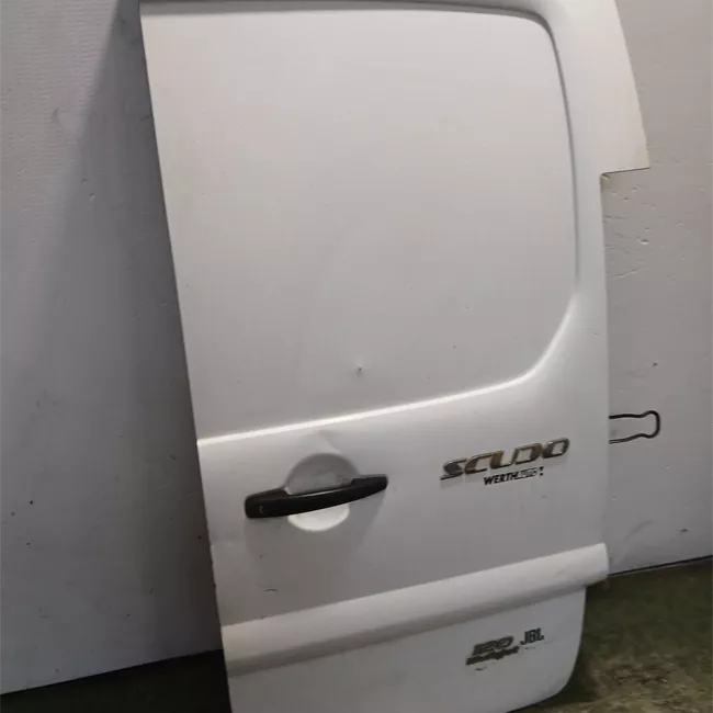 Porta carico posteriore a battente destra