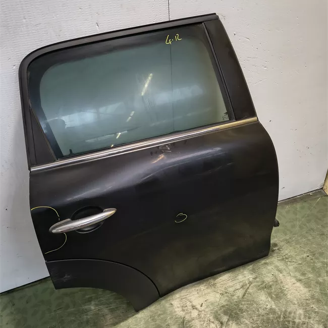 Porta posteriore destra