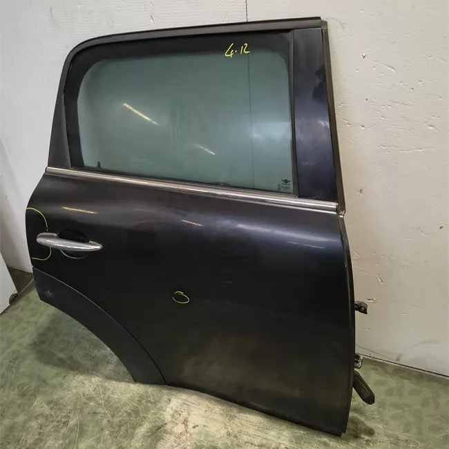 Porta posteriore destra