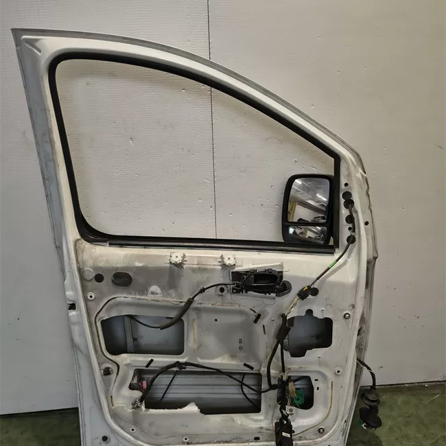 Porta anteriore sinistra