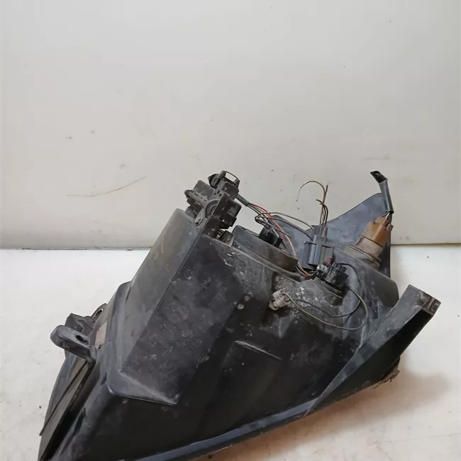 Proiettore destro LMA