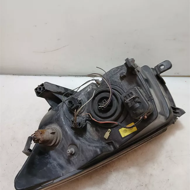 Proiettore destro LMA