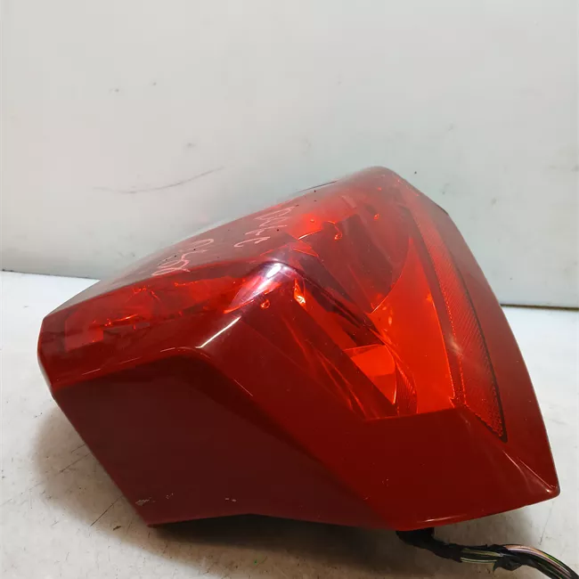 Fanale posteriore sinistro