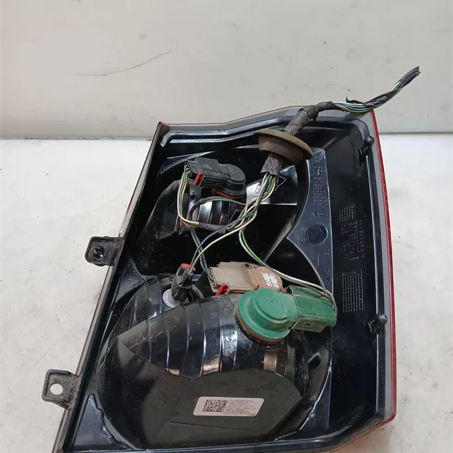 Fanale posteriore sinistro