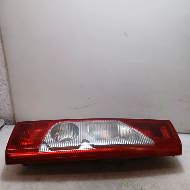 Fanale posteriore destro