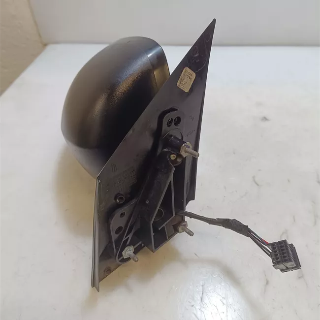 Retrovisore esterno regolazione elettrica destro con GUK termico