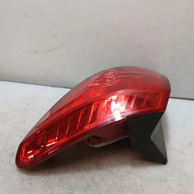 Fanale posteriore parte esterno destro