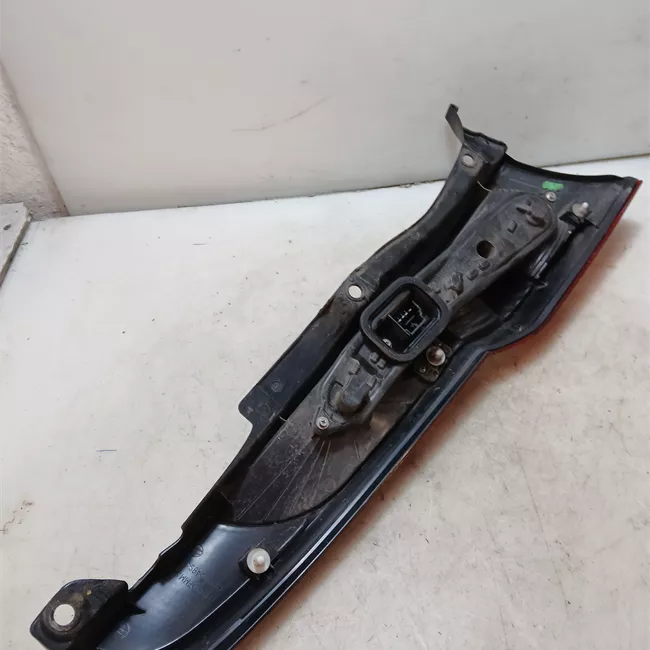 Fanale posteriore destro 11/04<