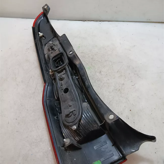 Fanale posteriore destro 11/04<