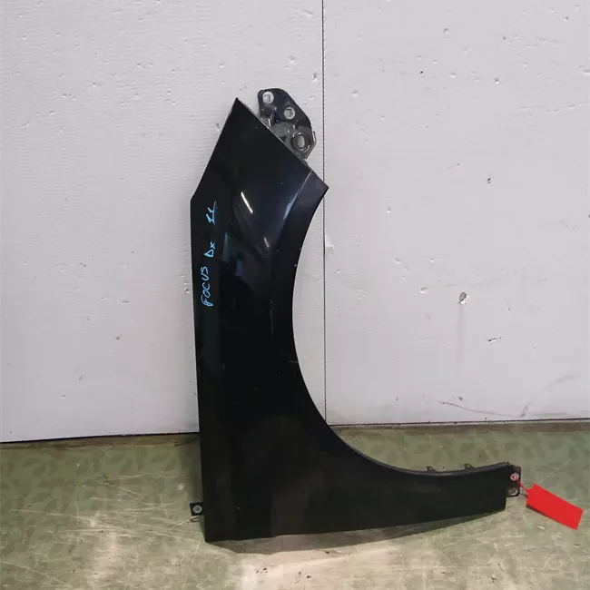 Parafango anteriore destro