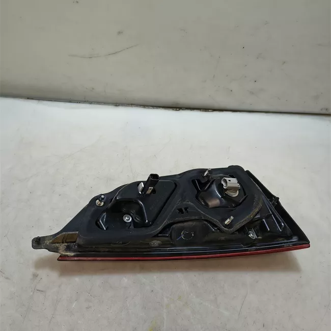 Fanale posteriore parte interno destro