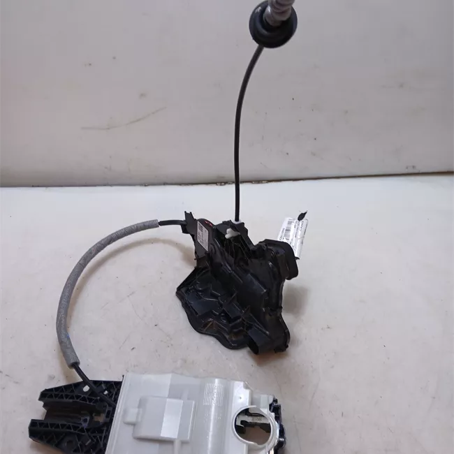 Serratura porta anteriore sinistra