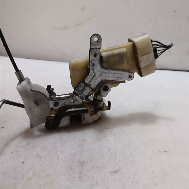 Serratura porta anteriore sinistra