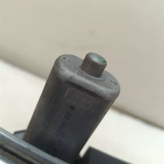 Alzacristallo elettrico porta anteriore destro con motorino