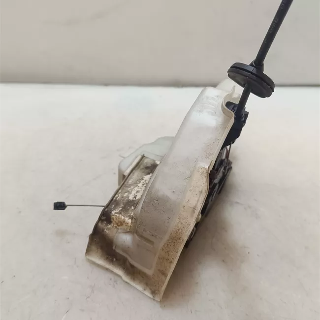 Serratura porta anteriore sinistra