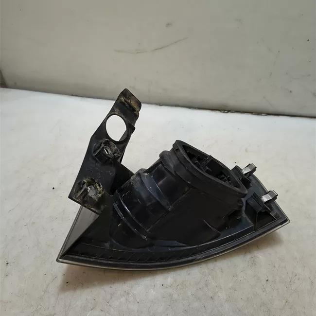 Fanale posteriore parte esterno sinistro