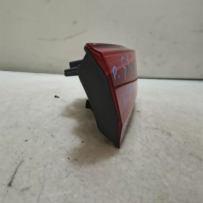 Fanale posteriore parte interno destro