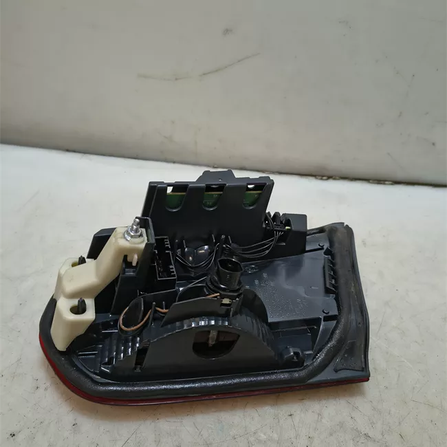 Fanale posteriore parte interno destro