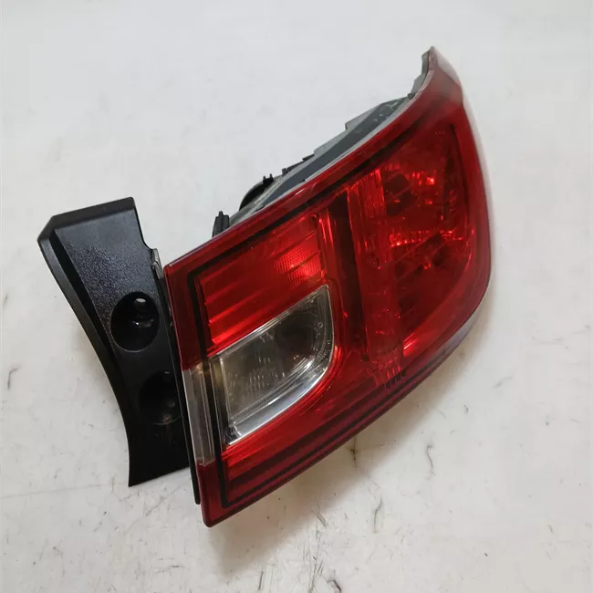 Fanale posteriore parte esterno destro