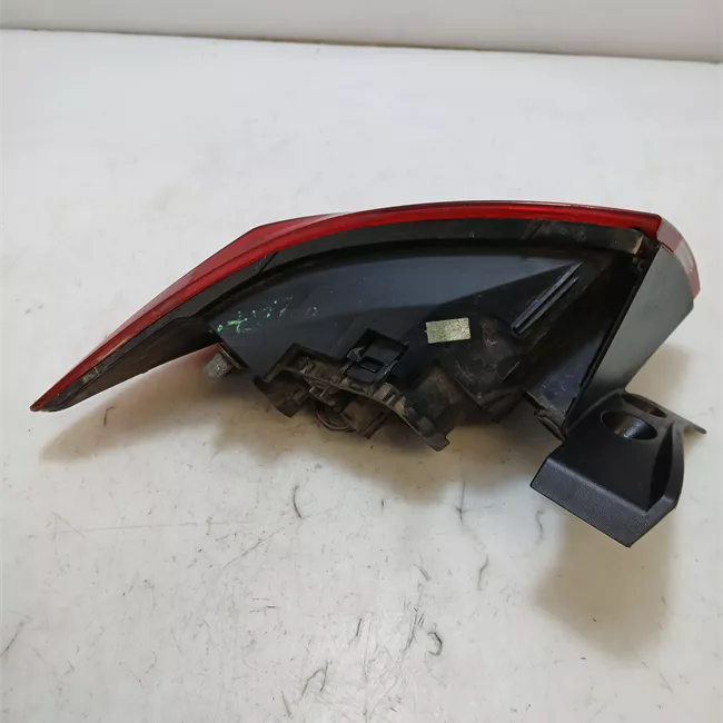 Fanale posteriore parte esterno destro