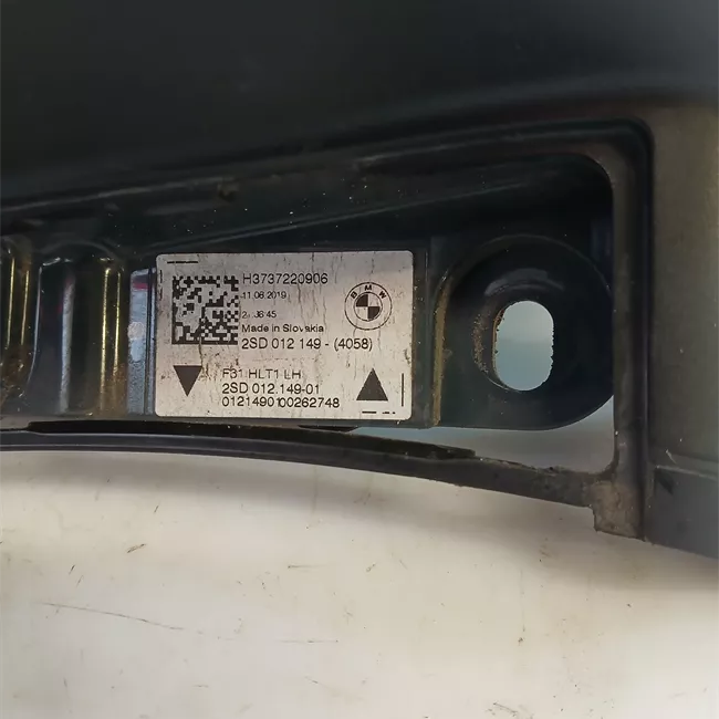 Fanale posteriore parte esterno sinistro