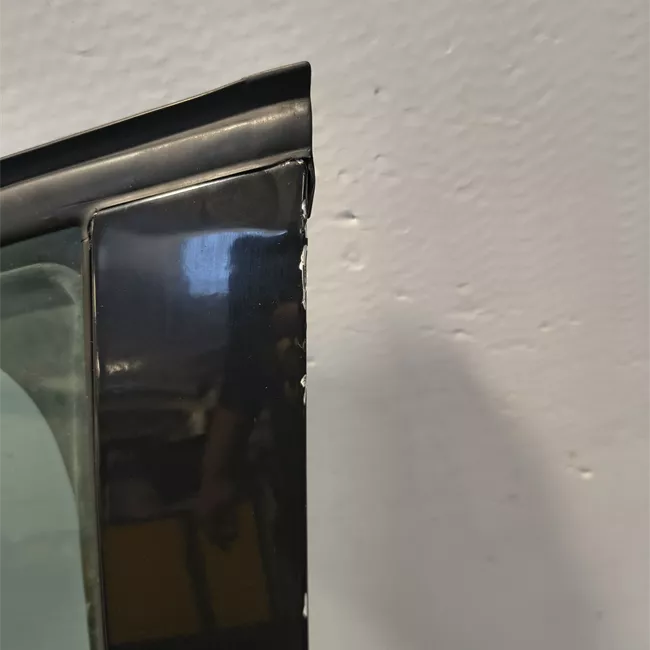 Porta anteriore sinistra