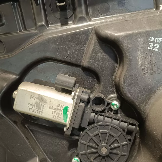 Alzacristallo elettrico porta anteriore destro