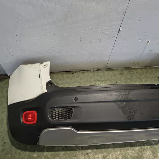 Paraurti posteriore Sport/Latitude con sensore parchiusura