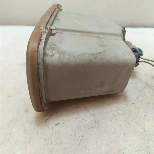 Proiettore fendinebbia destro