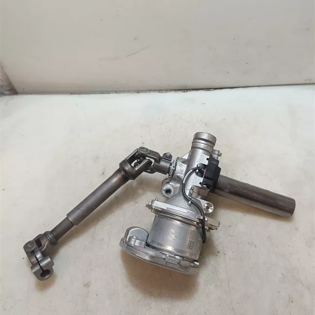 Servosterzo elettronico con albero sterzo inferiore