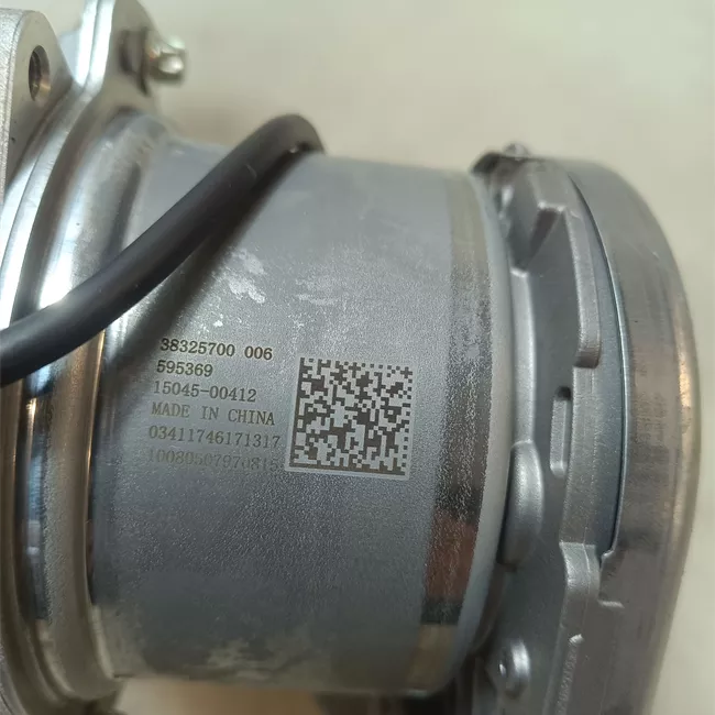 Servosterzo elettronico con albero sterzo inferiore