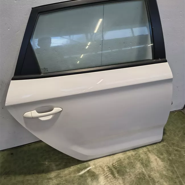 Porta posteriore destra