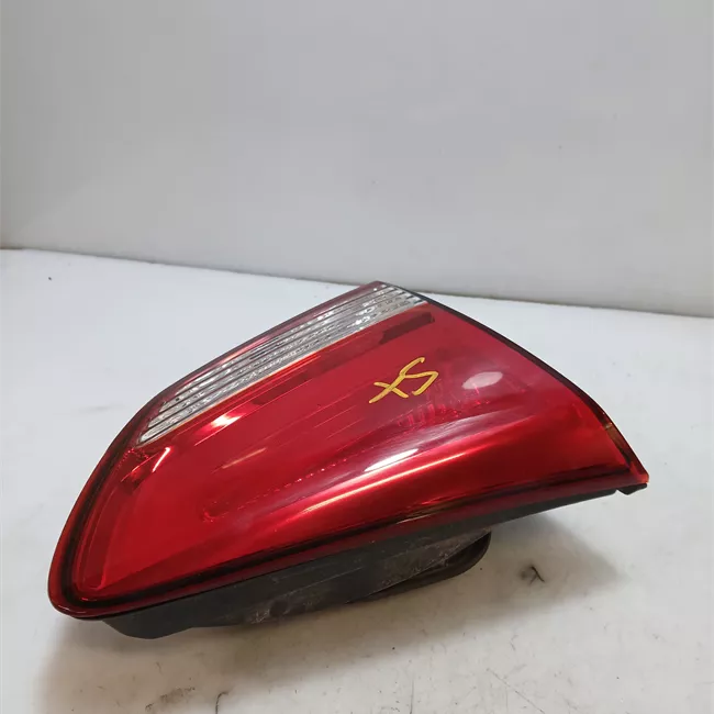 Fanale posteriore parte interno sinistro