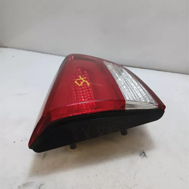 Fanale posteriore parte interno sinistro