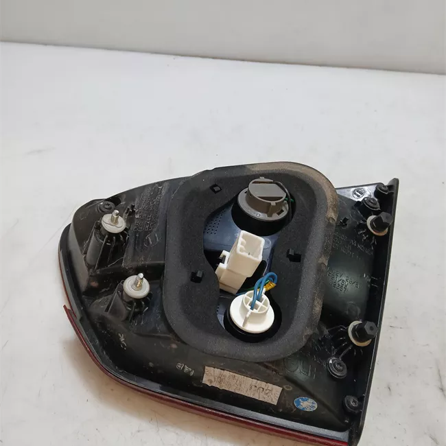 Fanale posteriore parte interno sinistro