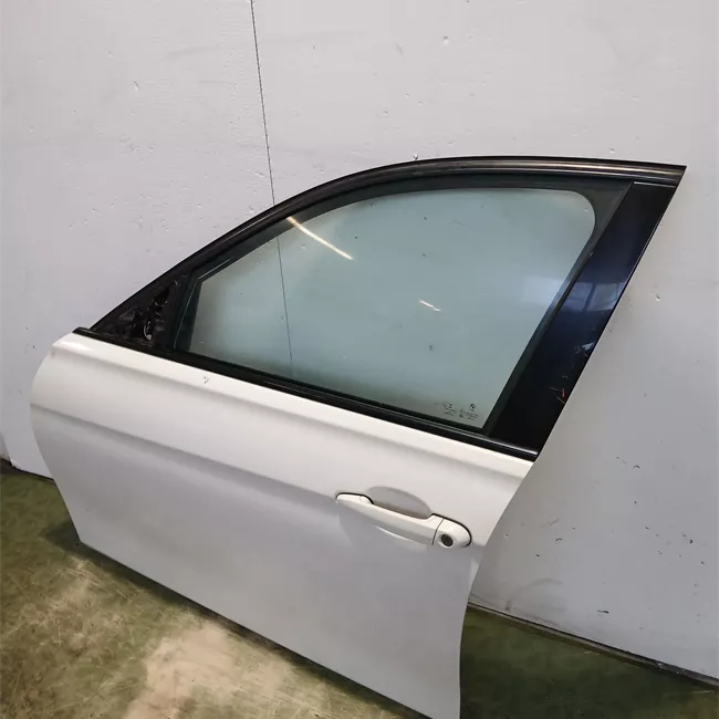 Porta anteriore sinistra