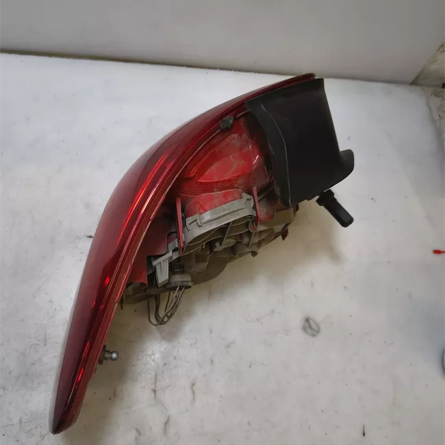 Fanale posteriore parte esterno destro