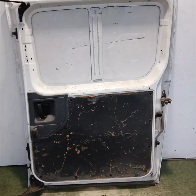 Porta posteriore destra