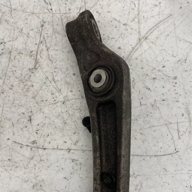 Braccio oscillante inferiore posteriore sospensione anteriore sinistro