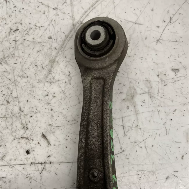 Braccio oscillante inferiore posteriore sospensione anteriore destro