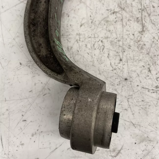 Braccio oscillante superiore sospensione posteriore destro