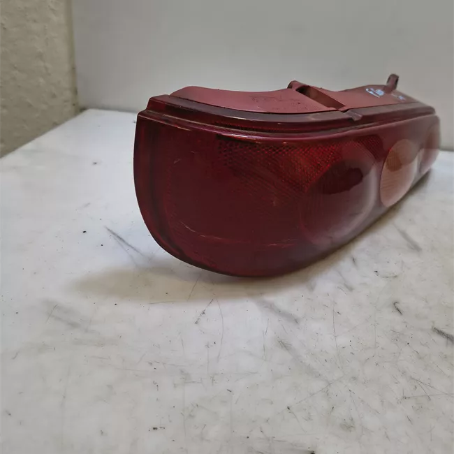 Fanale posteriore sinistro