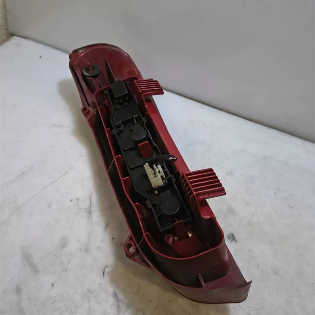 Fanale posteriore sinistro