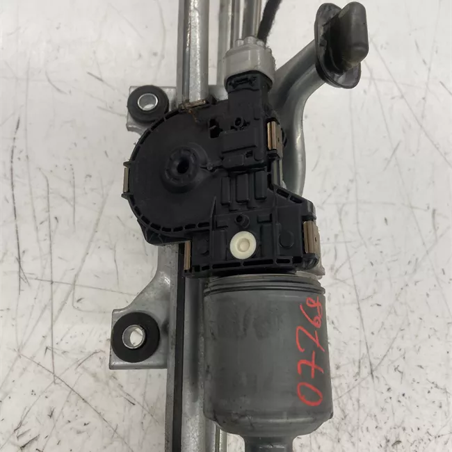 Meccanismo tergiparabrezza con motorino